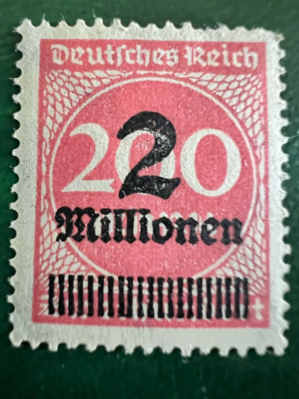 Vintage Deutsches Reich 20 Millionen Stamp - Pink and Black